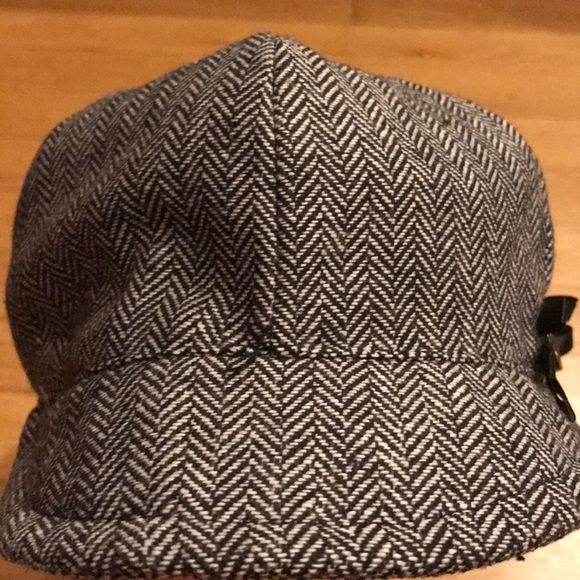 Hat - Picture 3 of 3